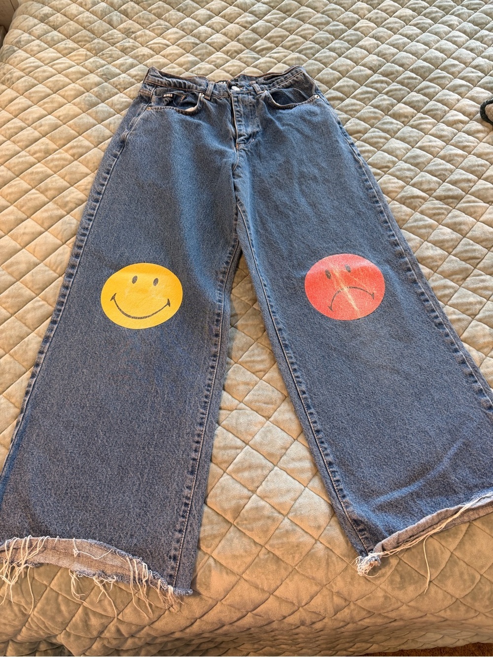Minga London happy/sad face wide-leg jeans - size 2